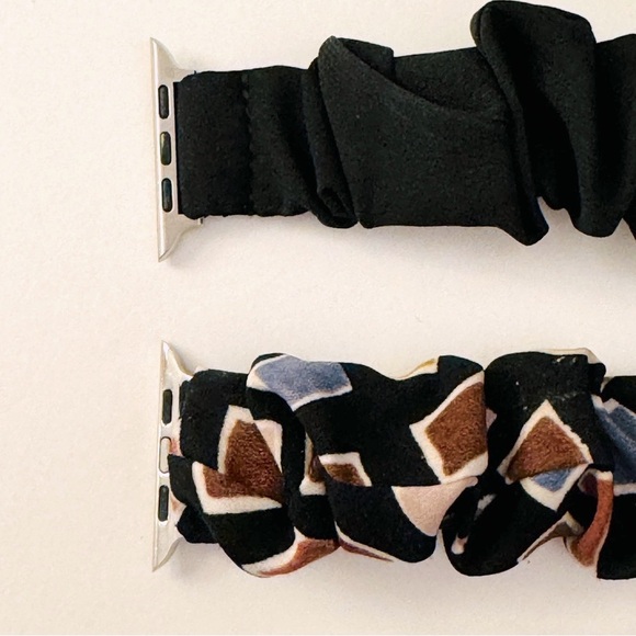 Apple Watch Scrunchie Bands in assorted colors - Picture 2 of 6